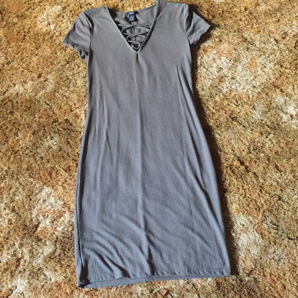DARK GREEN RUE21 BODY CON DRESS